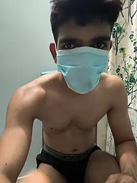Naughtytomboy78 webkamerás műsora