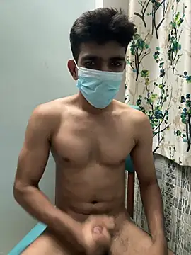 Show modela Naughtytomboy78 na web-kameri