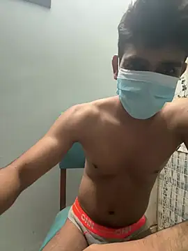 Naughtytomboy78 Show in webcam