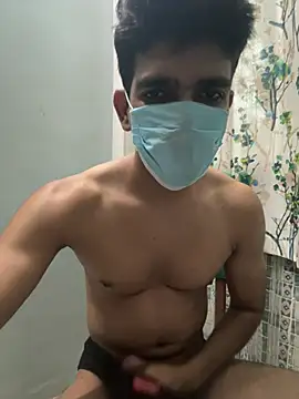 Czat XXX na żywo – Naughtytomboy78