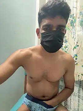 Naughtytomboy78 Pertunjukan Webcam