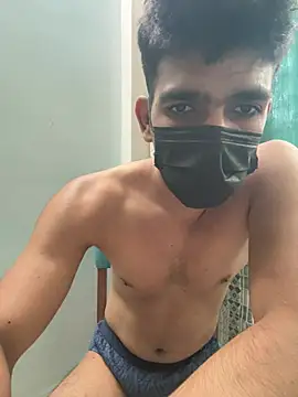 Naughtytomboy78 Pertunjukan Webcam