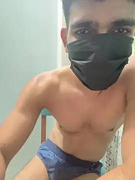 Naughtytomboy78 webkamerás műsora