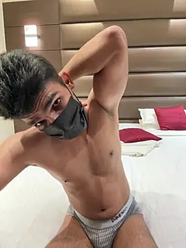 Naughtytomboy78: διαδικτυακό σόου στην κάμερα