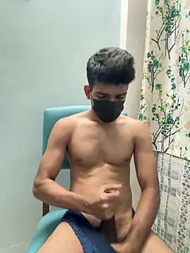 Naughtytomboy78: διαδικτυακό σόου στην κάμερα