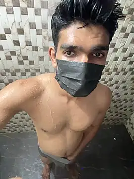 Naughtytomboy78 webkamerás műsora