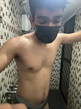 Naughtytomboy78 网络视讯表演