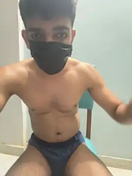 Naughtytomboy78 Show in webcam