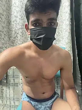 Naughtytomboy78 网络视讯表演