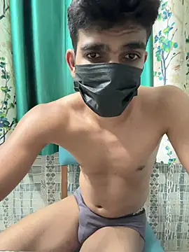 Naughtytomboy78 网络视讯表演
