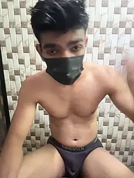 הופעת וובקאם של Naughtytomboy78