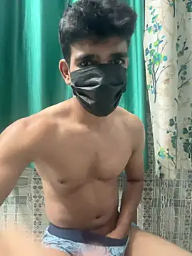 Naughtytomboy78 网络视讯表演