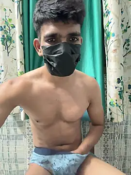 Show modela Naughtytomboy78 na web-kameri