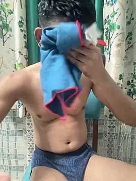 Naughtytomboy78 Show in webcam