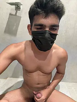 Naughtytomboy78 Pertunjukan Webcam