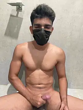 Naughtytomboy78: διαδικτυακό σόου στην κάμερα