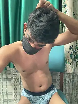 Show de Naughtytomboy78 na webcam