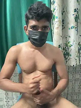 Naughtytomboy78 网络视讯表演