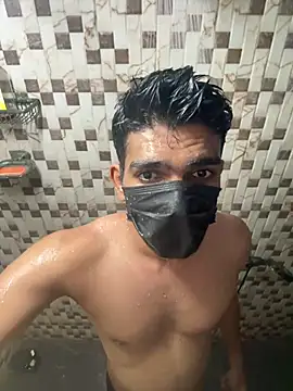 Show modela Naughtytomboy78 na web-kameri
