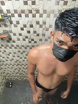 Show de Naughtytomboy78 na webcam