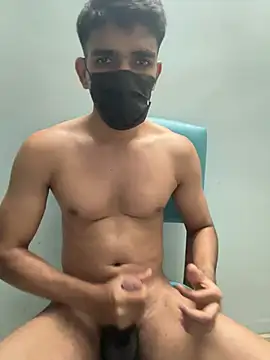Naughtytomboy78 网络视讯表演