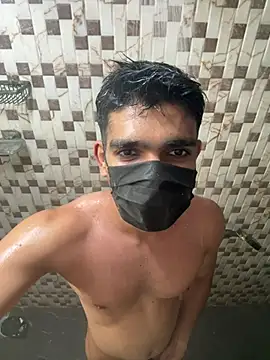 Show modela Naughtytomboy78 na web-kameri