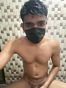 Naughtytomboy78 webkamerás műsora