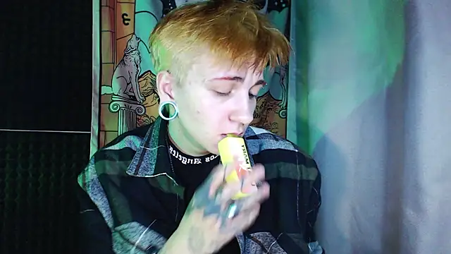 ray-taylorrr's Webcam Show