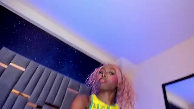 ChannelQueen's Webcam Show