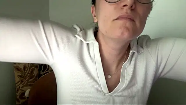 SofiaTease Live XXX Chat