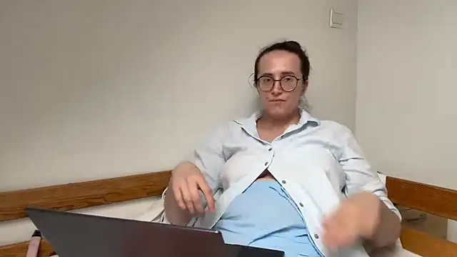 SofiaTease's Live XXX Chat