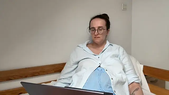 SofiaTease live XXX chat