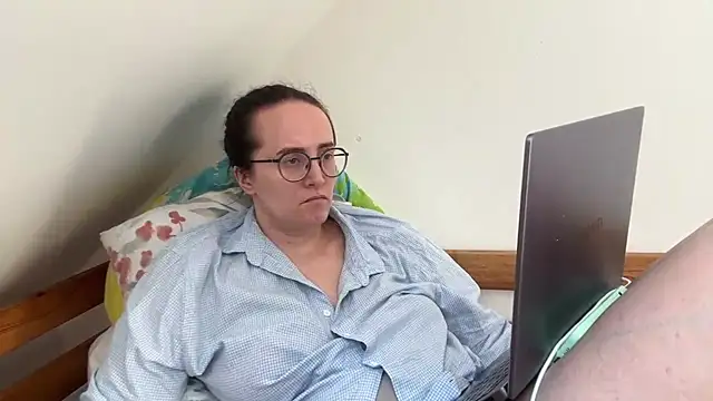 צ'אט XXX בשידור חי של SofiaTease