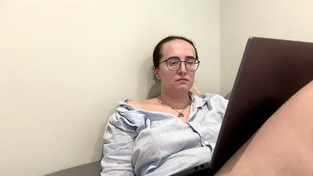 SofiaTease – Live XXX-chat
