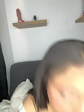 Selenee23's Webcam Show