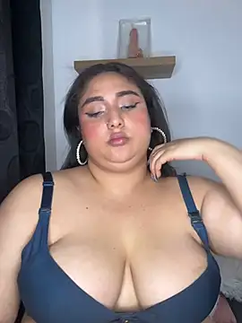 Selenee23's Webcam Show