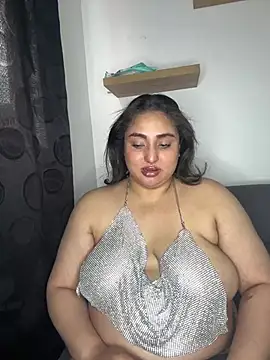 Show de Selenee23 na webcam