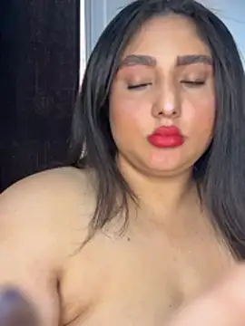 Pertunjukan Kamera Web Selenee23