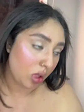 Selenee23's Webcam Show
