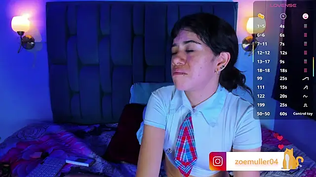 Zoe_Axel1n Webbikameraesitys