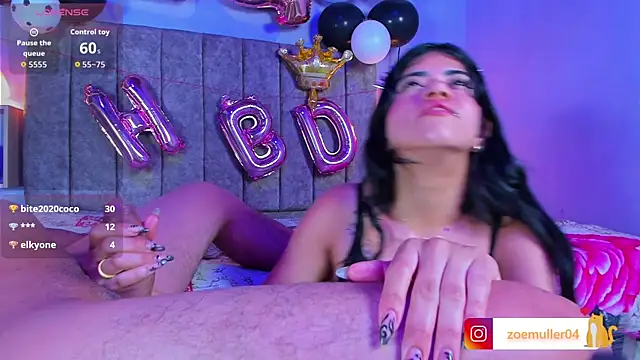 Zoe_Axel1n Webbikameraesitys