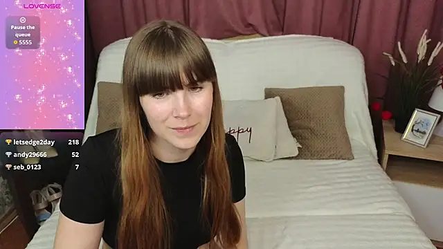 EmilyCuper_ – Live XXX-chat