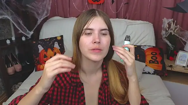 EmilyCuper_ Chat XXX live