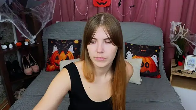 EmilyCuper_ XXX чат на живо
