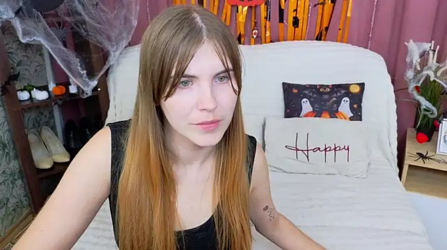 Chat XXX en directo de EmilyCuper_