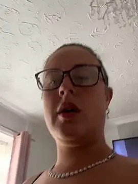 BunnyBallyX Live Chatrum