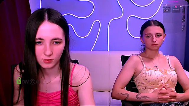 צ'אט XXX בשידור חי של bella_dorn