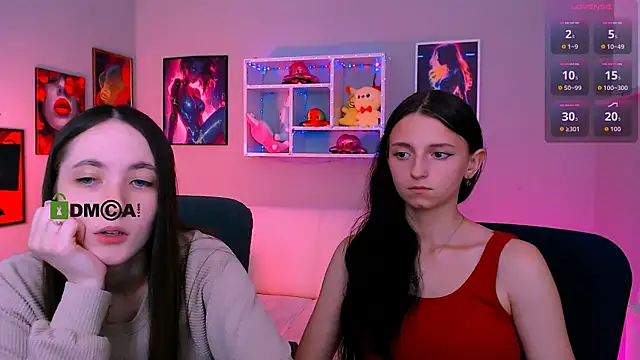 bella_dorn's Webcam Show
