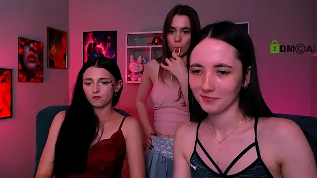 Pokazy przed kamerką – bella_dorn