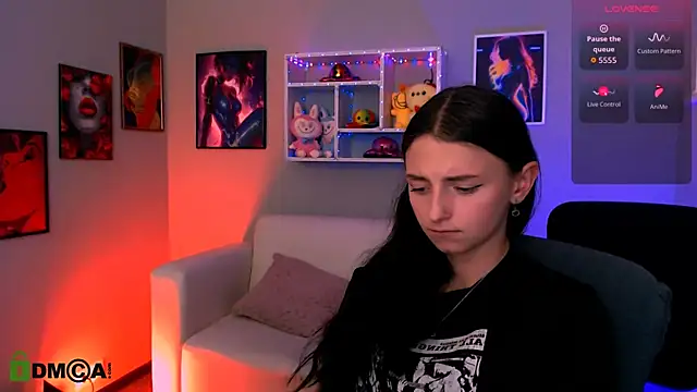 bella_dorn's Webcam Show
